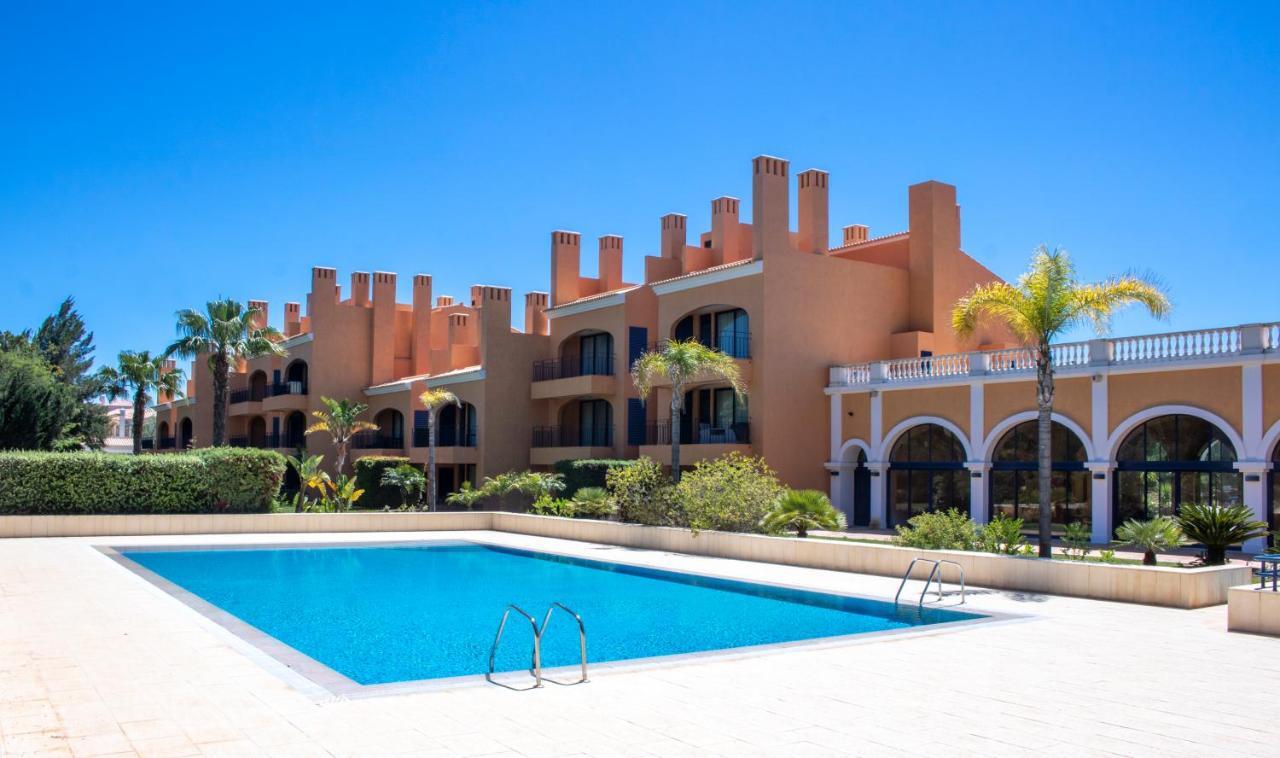 Casa De Ferias Vila Sol Golf クアルテイラ エクステリア 写真
